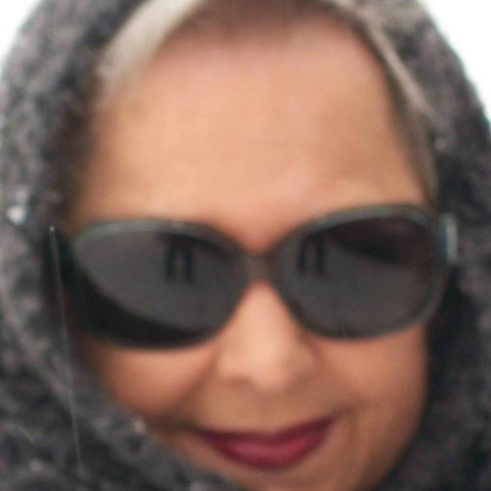 Meet your Posher, Mitzi